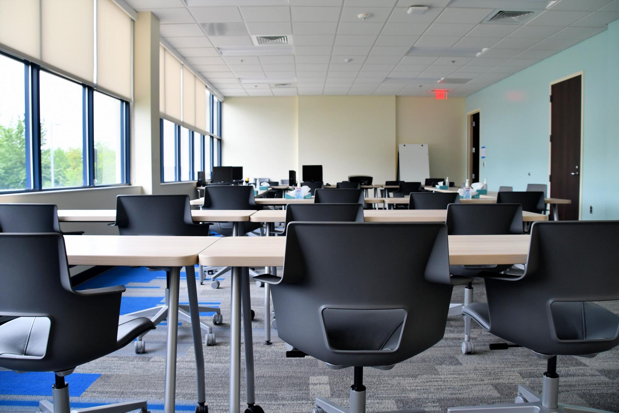Comprehensive Deep Cleaning for Offices